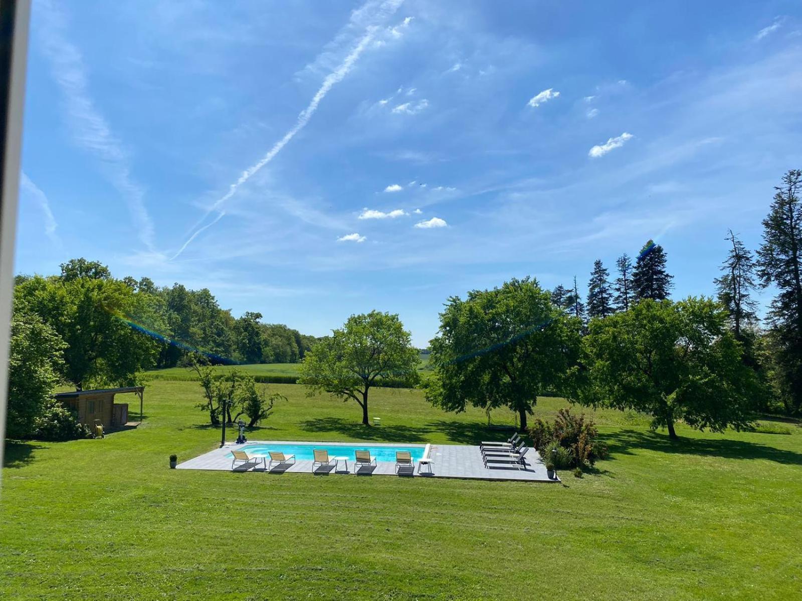 2 Chambres 5 Pers Domaine De Treuillaud Villers-les-Ormes Exterior foto